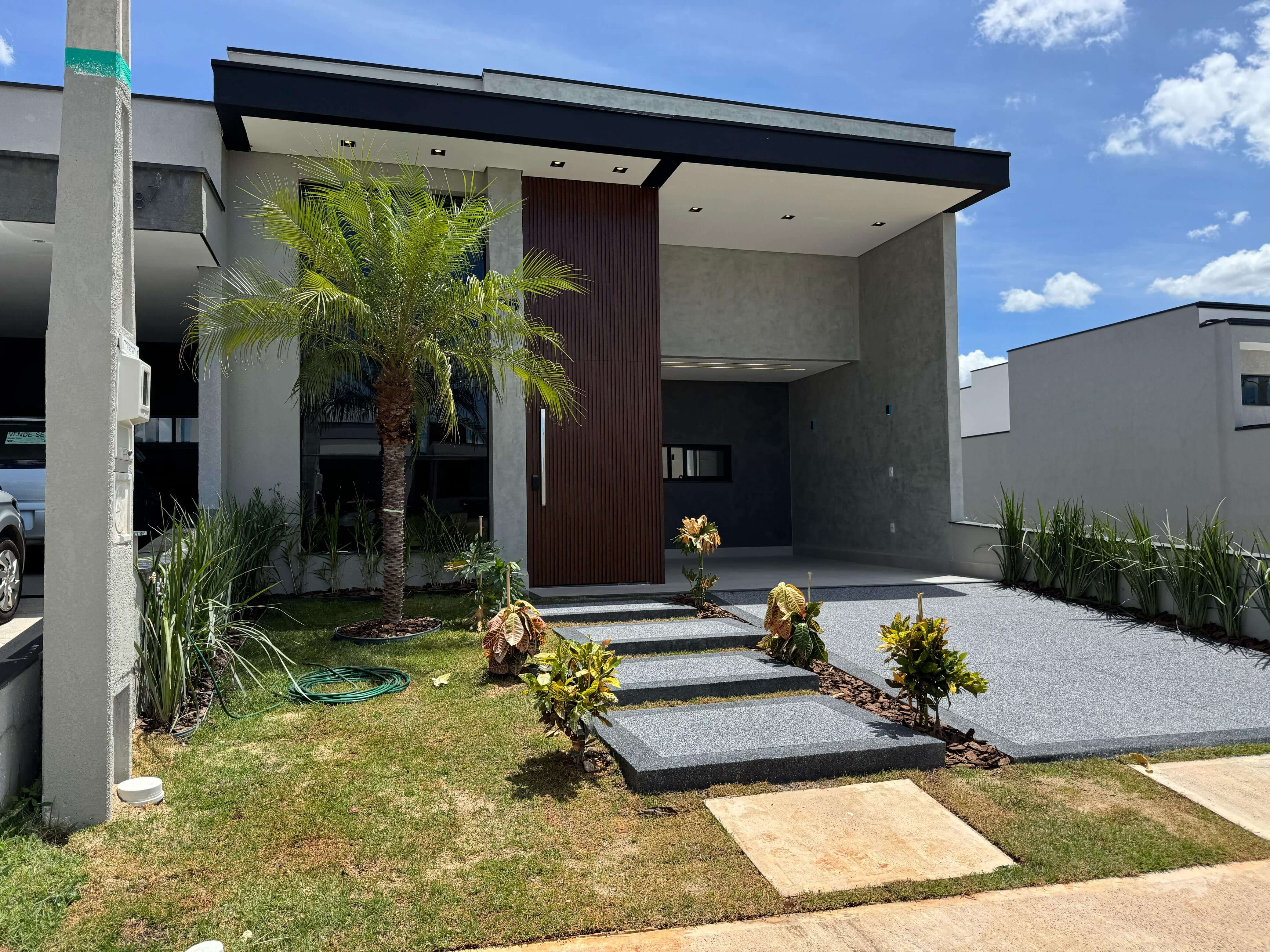 CASA A VENDA CONDOMÍNIO PARK GRAN RESERVE R$ 1.250.000,00 