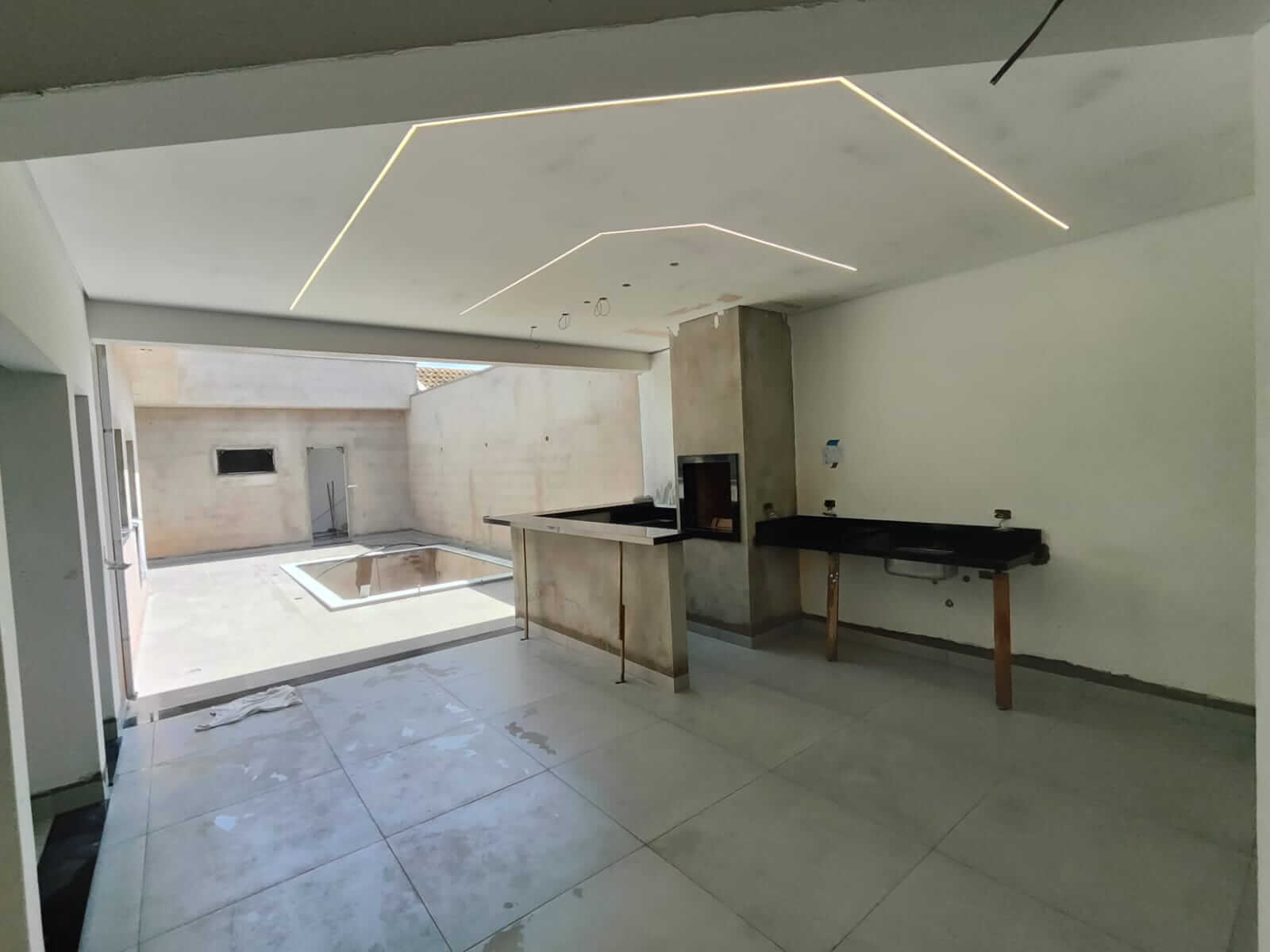 NOVÍSSIMA CASA TÉRREA A VENDA NO JD. BELA VISTA EM INDAIATUBA/SP R$ 1.060.000,00